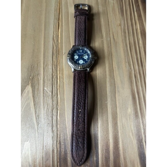 Vintage Field And Stream Watch New Battery - Picture 3 of 13